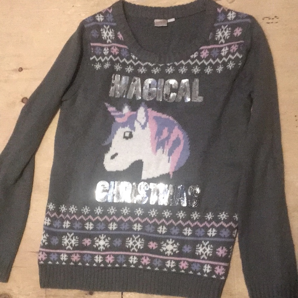 UNICORN CHRISTMAS GREY SWEATER